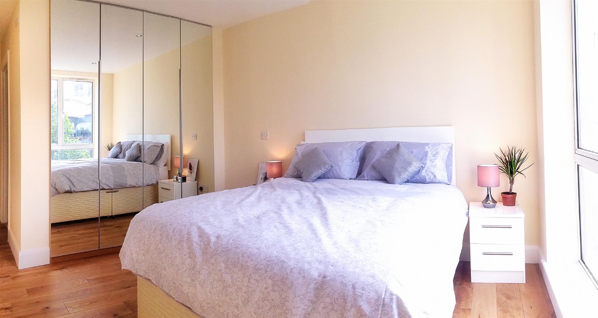 Regent Court, North Bank, St Johns Wood